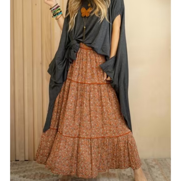 Wren oversized tunic. Charcoal. OS - Picture 2 of 8